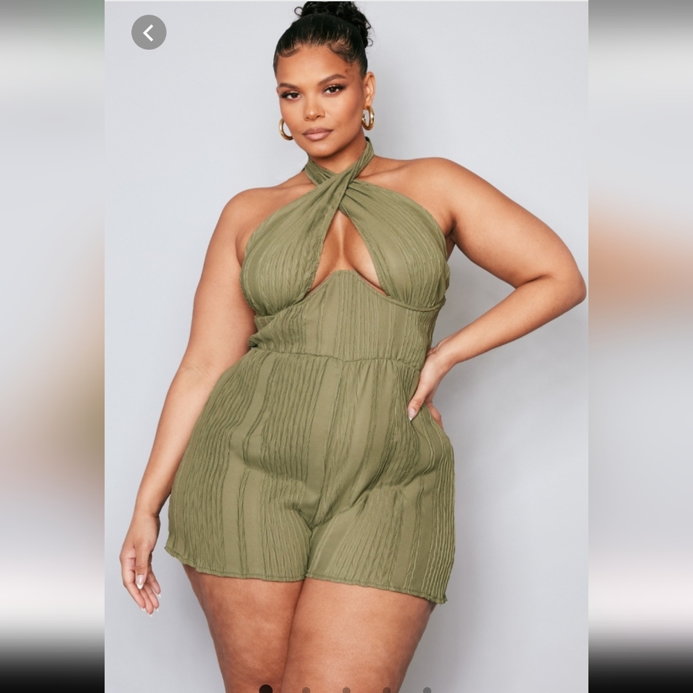 PLUS SIZE Olive Romper